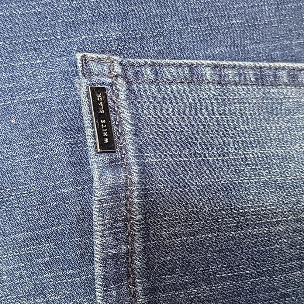 WHITE HOUSE BLACK MARKET HIgh Rise Skinny Ankle Jeans Size 14 - Picture 9 of 15